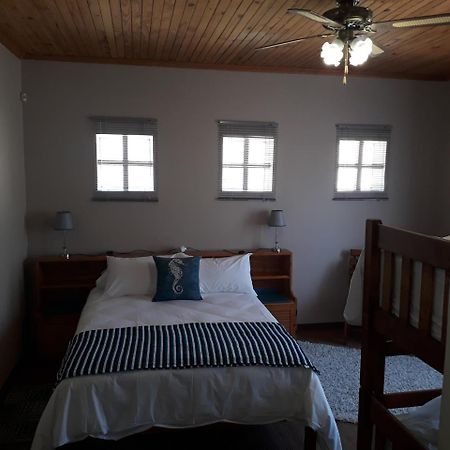 Starfish Guesthouse Luderitz Exterior photo