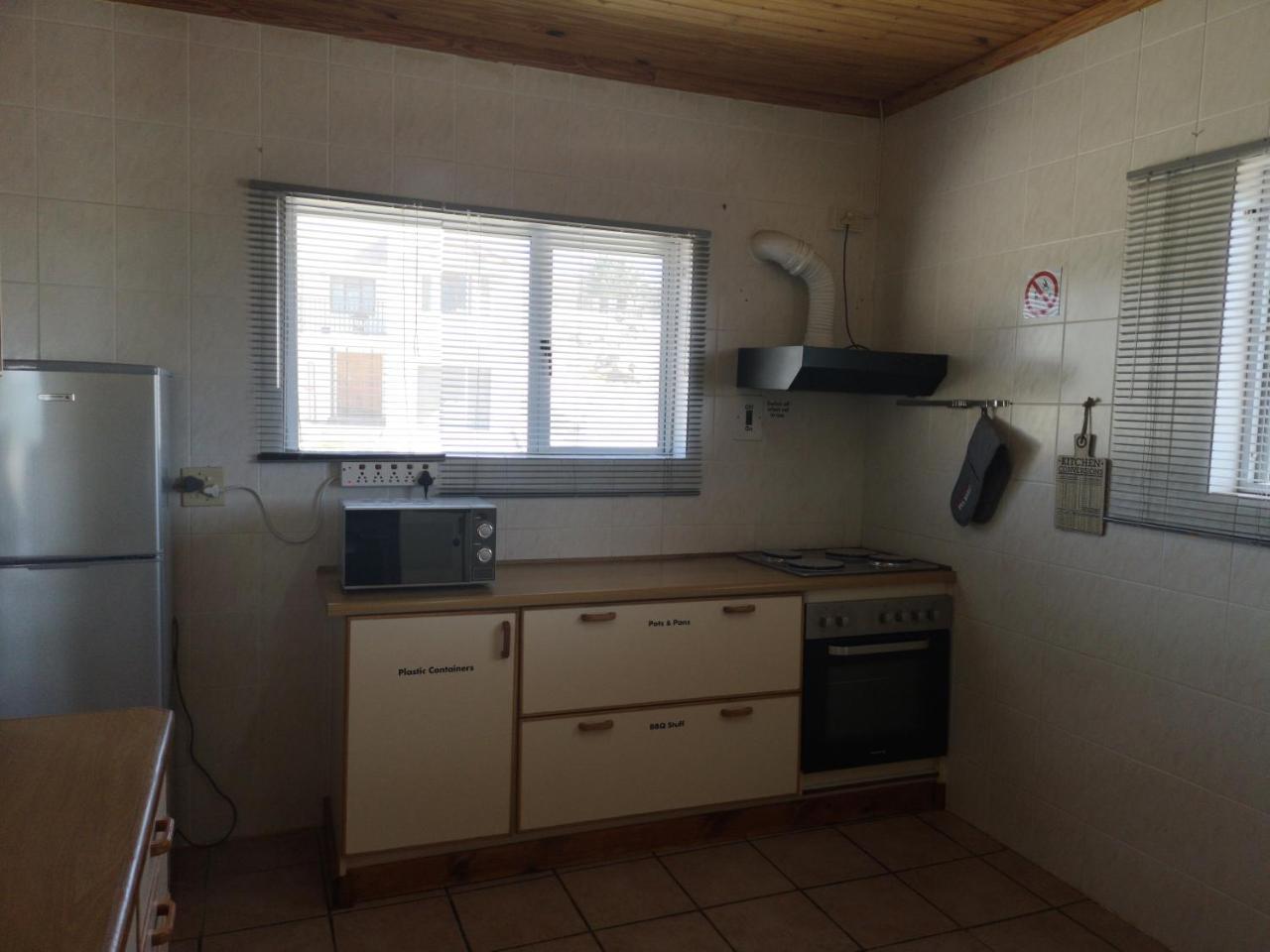 Starfish Guesthouse Luderitz Exterior photo